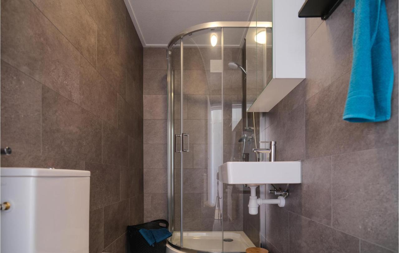 Nice Home In Heinkenszand With Sauna Luaran gambar
